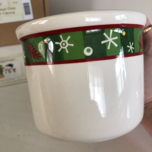 NWT Longaberger Pottery Holiday pint crock with lid - Picture 5 of 8